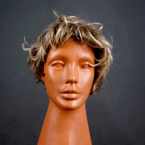 sari-erkek-perugu.jpg